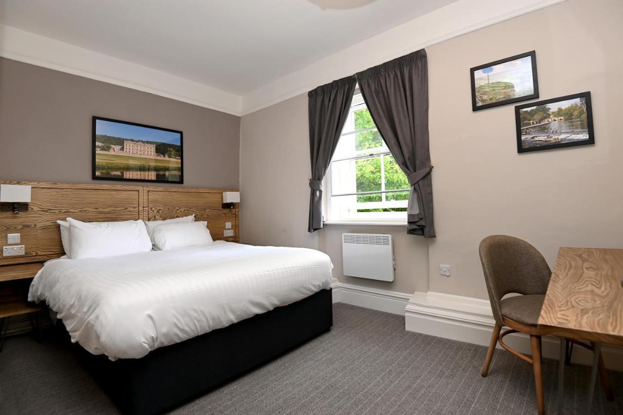Wheatsheaf, Baslow By Marston'S Inns 외부 사진